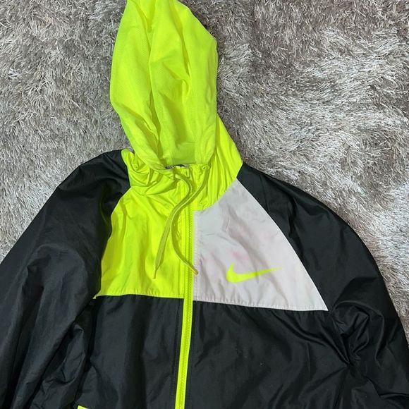 Nike Track Jacket - Picture 2 of 5